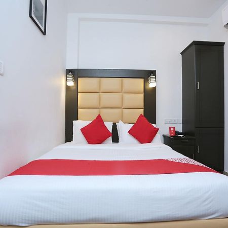 Hotel Qube Kochi Exterior photo