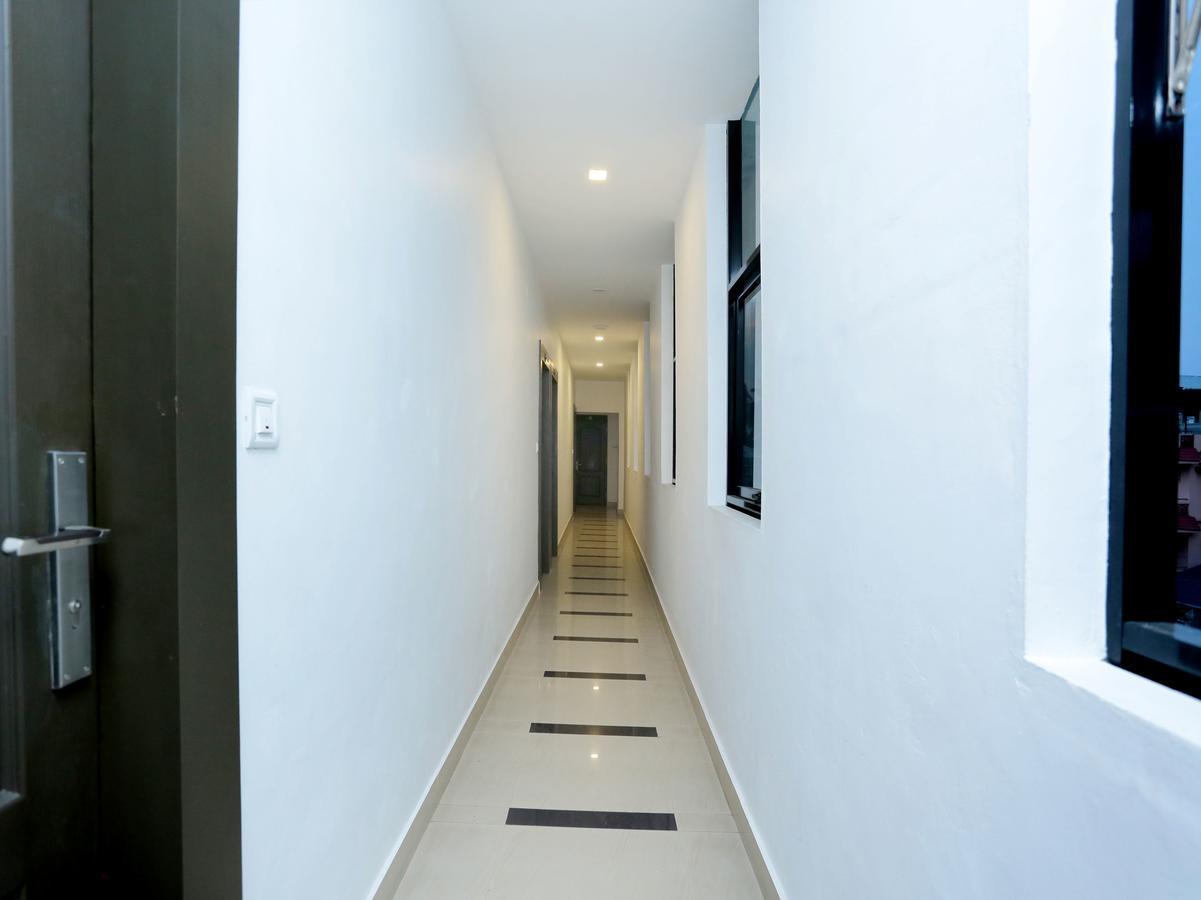 Hotel Qube Kochi Exterior photo